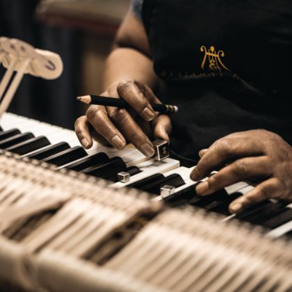 /news/steinway-news/20210316發現史坦威琴鍵重量